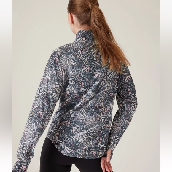 Athleta Run With It Jacket lightweight full zip, pockets mesh lining large - Picture 2 of 10